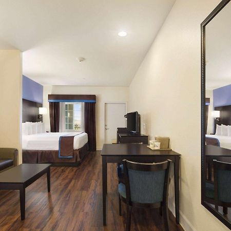 Days Inn & Suites By Wyndham Galveston West/Seawall Εξωτερικό φωτογραφία