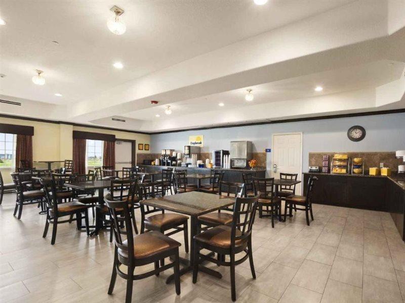 Days Inn & Suites By Wyndham Galveston West/Seawall Εξωτερικό φωτογραφία
