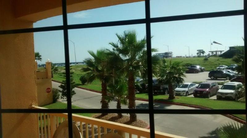 Days Inn & Suites By Wyndham Galveston West/Seawall Εξωτερικό φωτογραφία